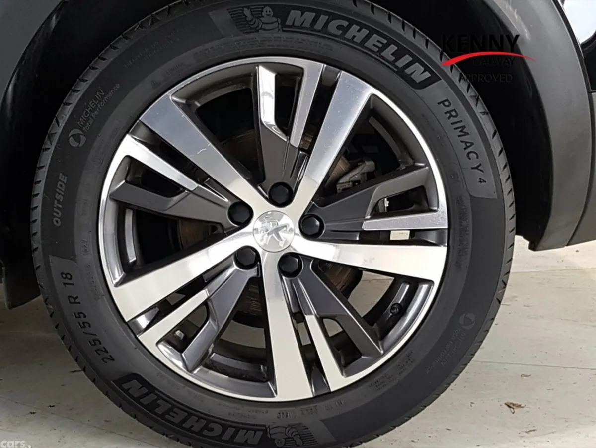 Peugeot 3008 MPV, Diesel, 2023, Black