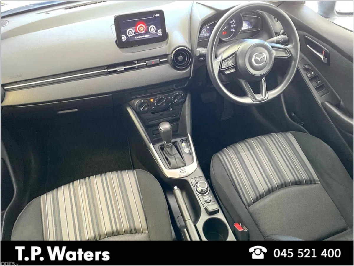 Mazda Mazda2 Hatchback, Petrol, 2021, Silver