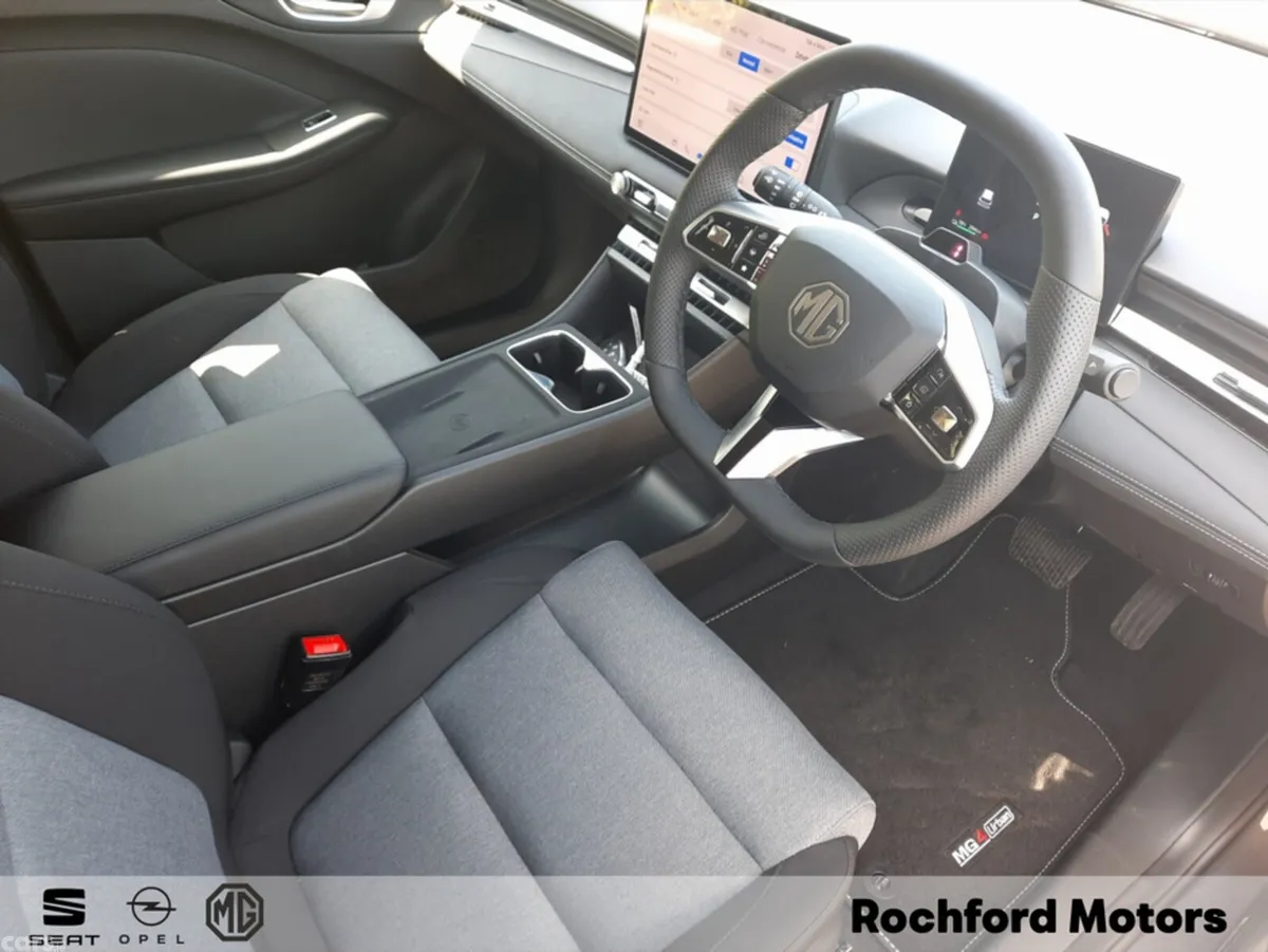 MG 4 Hatchback, Electric, 2026, Grey