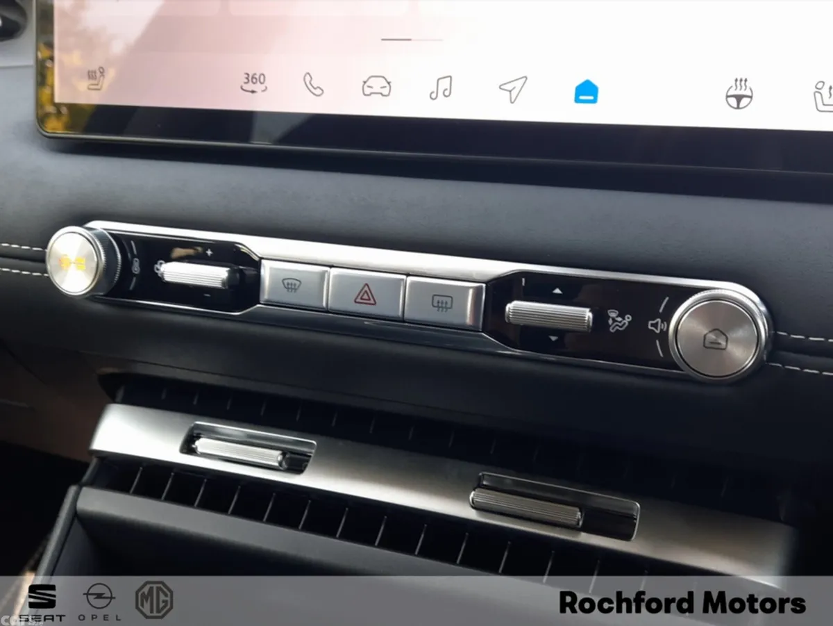 MG 4 Hatchback, Electric, 2026, Grey