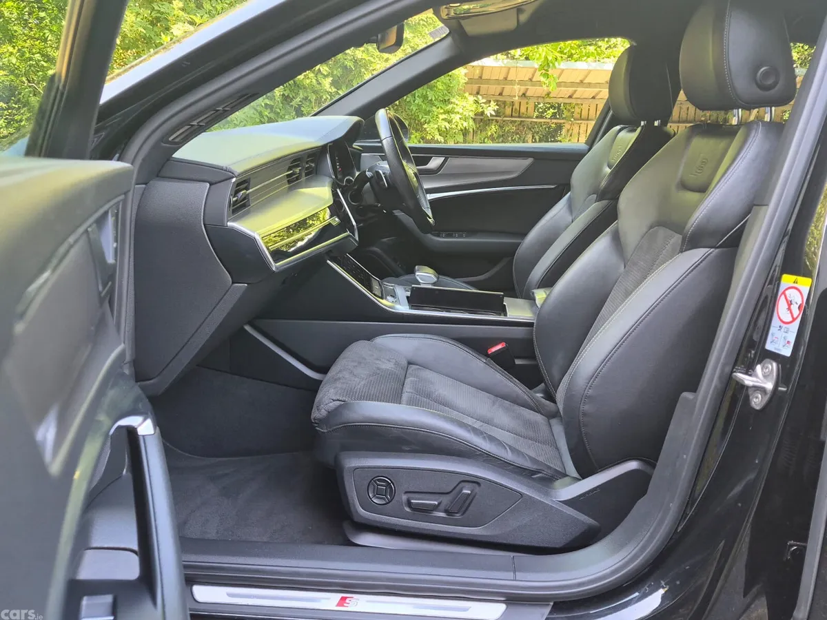 Audi A6 Saloon, Diesel, 2021, Black