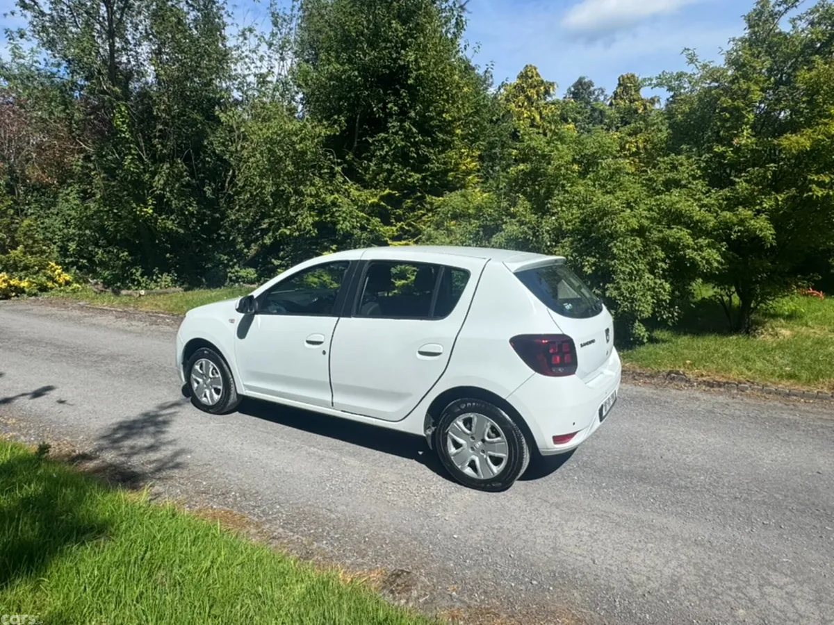Dacia Sandero Hatchback, Petrol, 2018, White