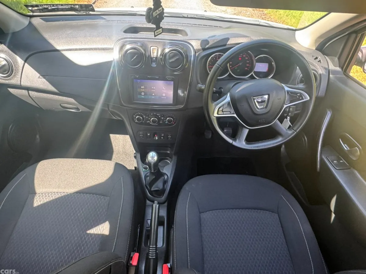 Dacia Sandero Hatchback, Petrol, 2018, White