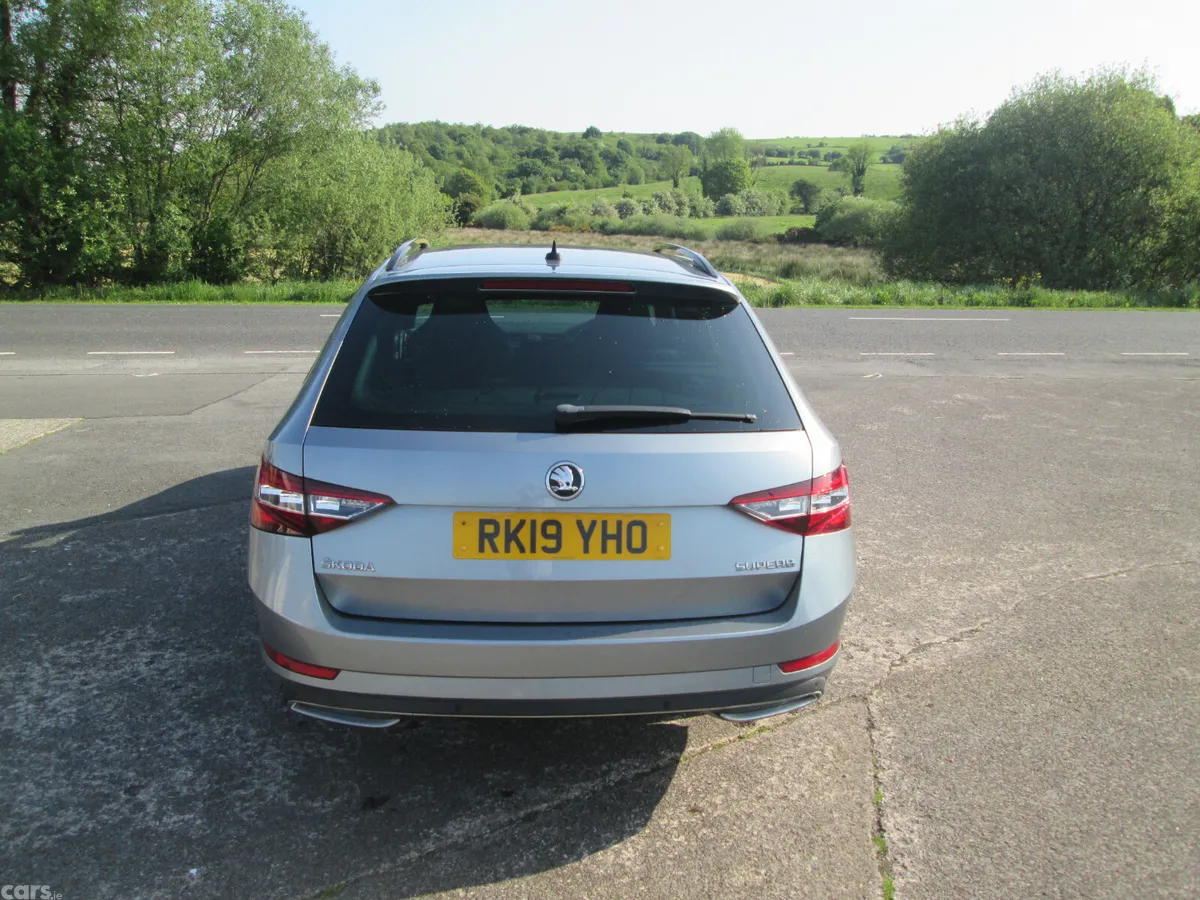 Skoda Superb Estate, Diesel, 2019, Grey