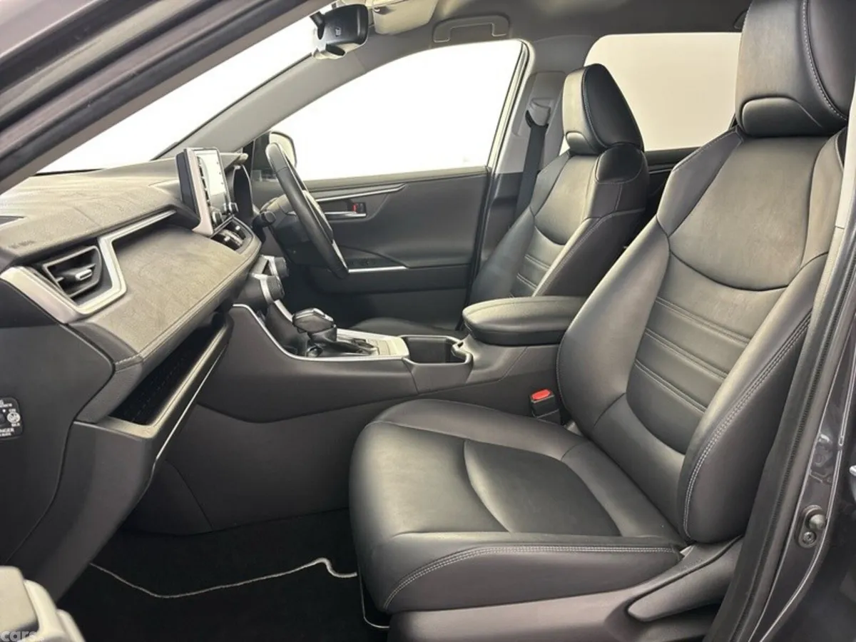 Toyota RAV4 SUV, Petrol Hybrid, 2022, Grey