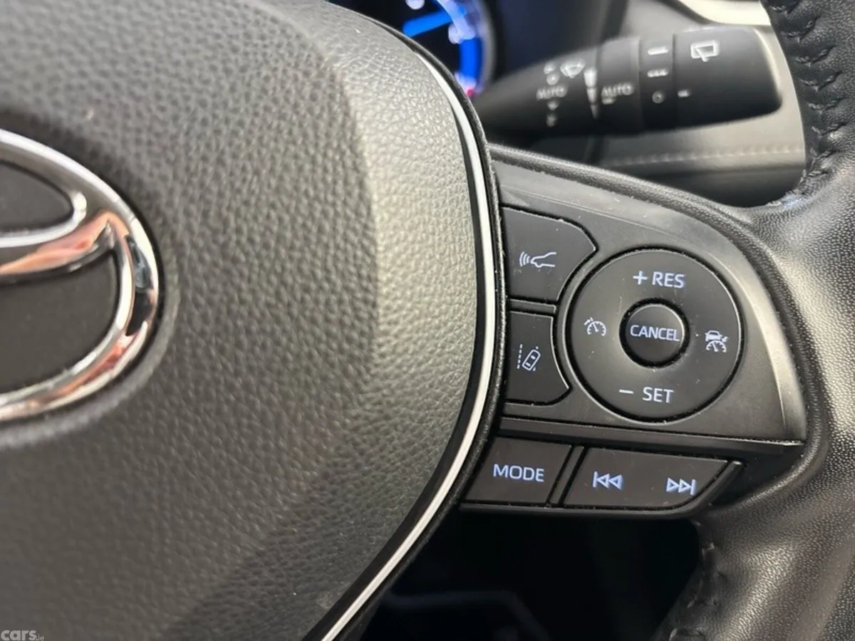 Toyota RAV4 SUV, Petrol Hybrid, 2022, Grey