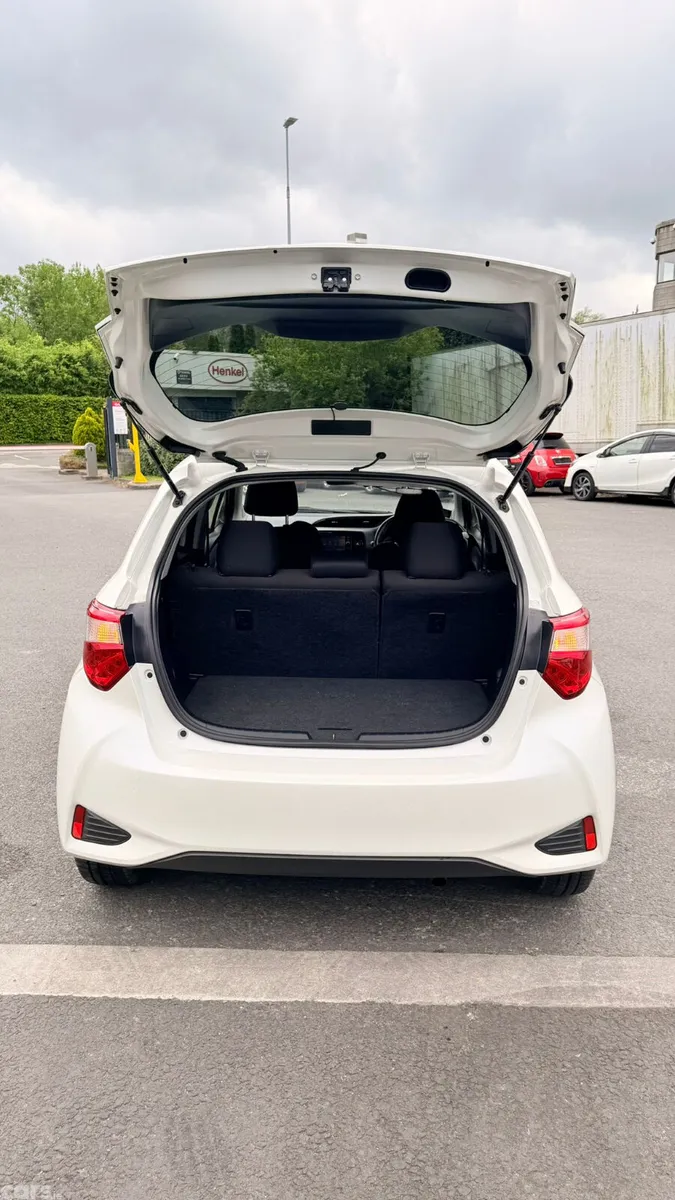 Toyota Vitz Hatchback, Petrol Hybrid, 2019, White