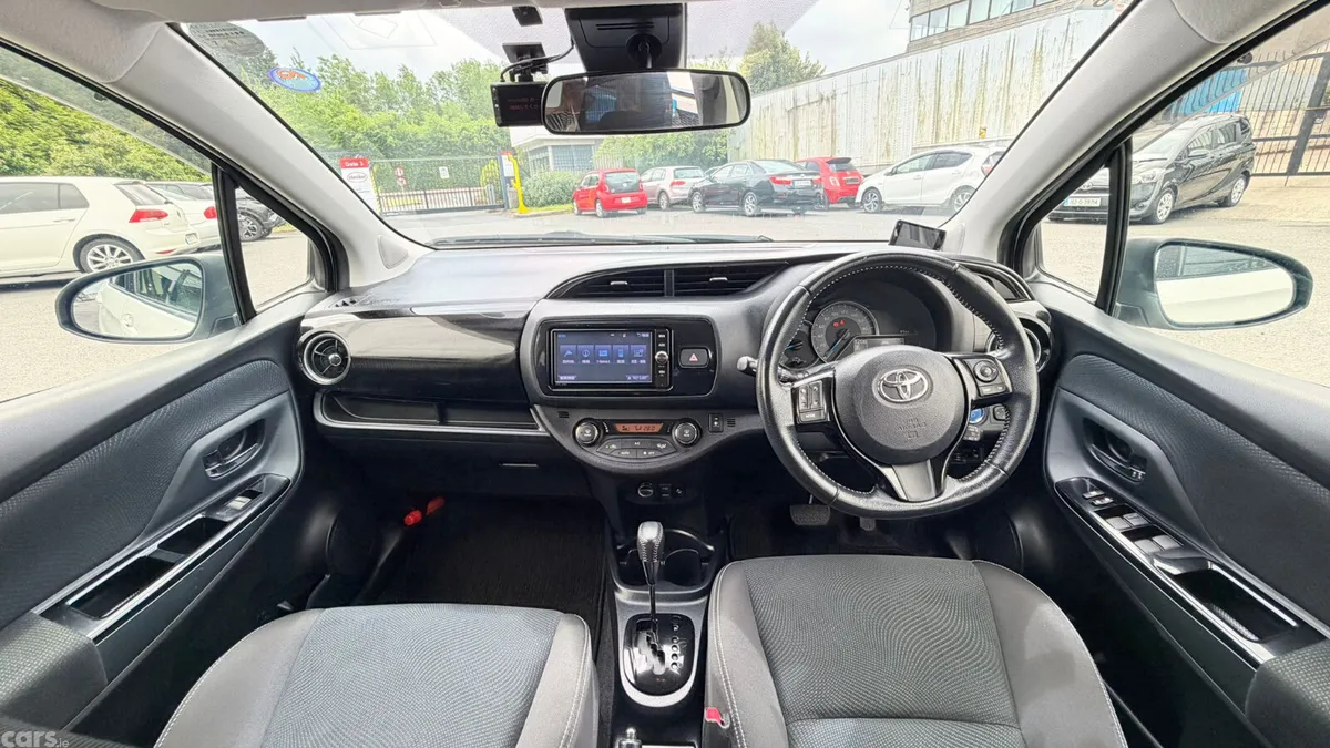 Toyota Vitz Hatchback, Petrol Hybrid, 2019, White