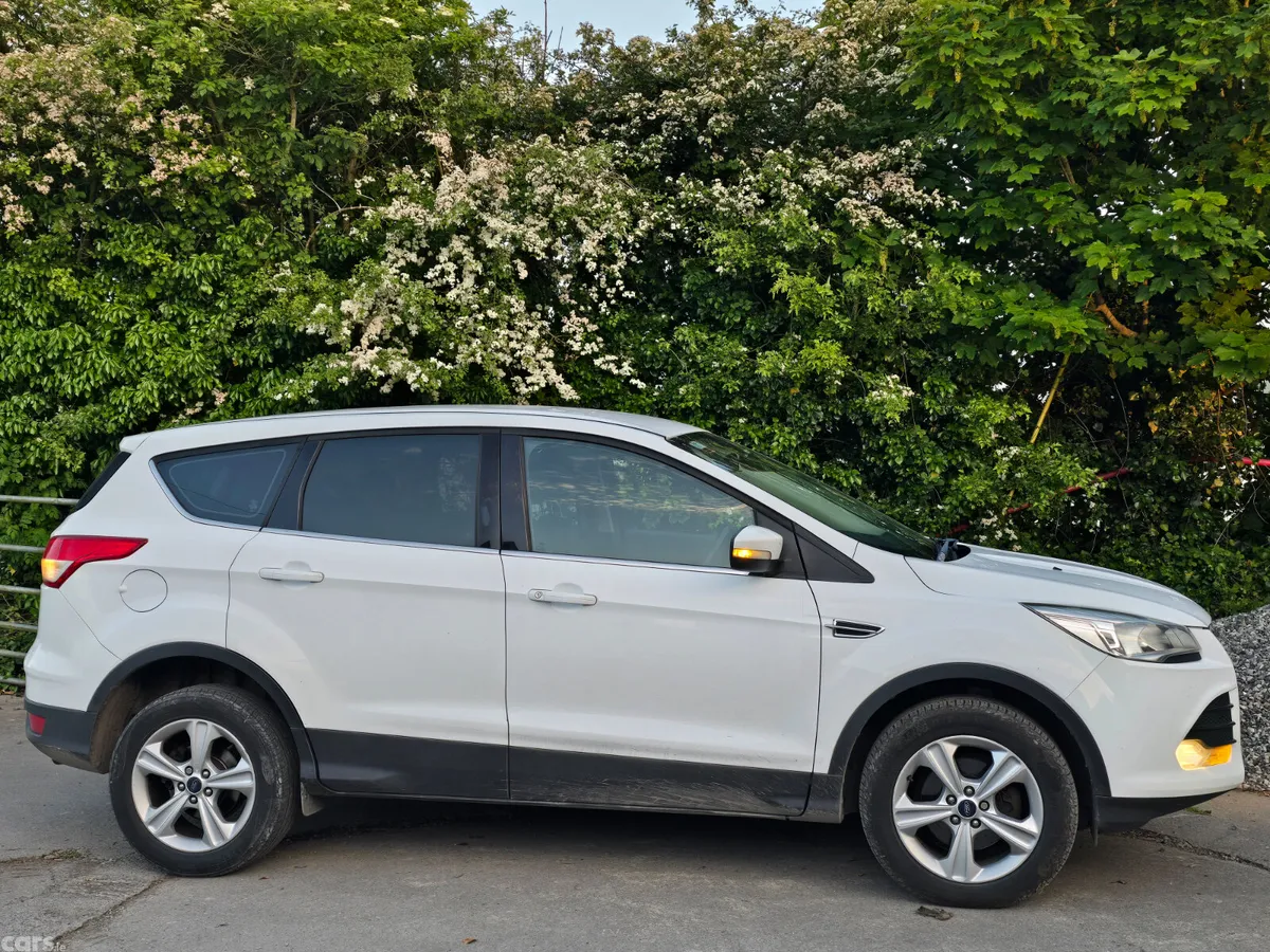 Ford Kuga SUV, Petrol, 2016, White