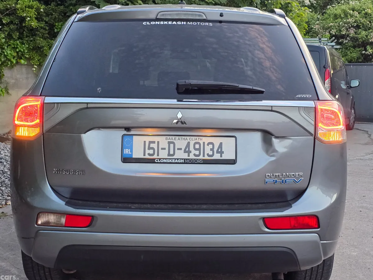Mitsubishi Outlander SUV, Petrol Plug-in Hybrid, 2015, Grey