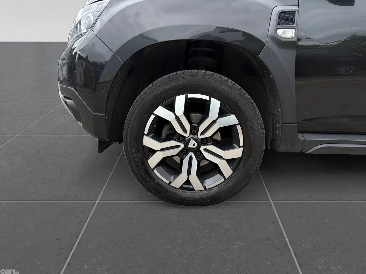 Dacia Duster SUV, Petrol, 2022, Black