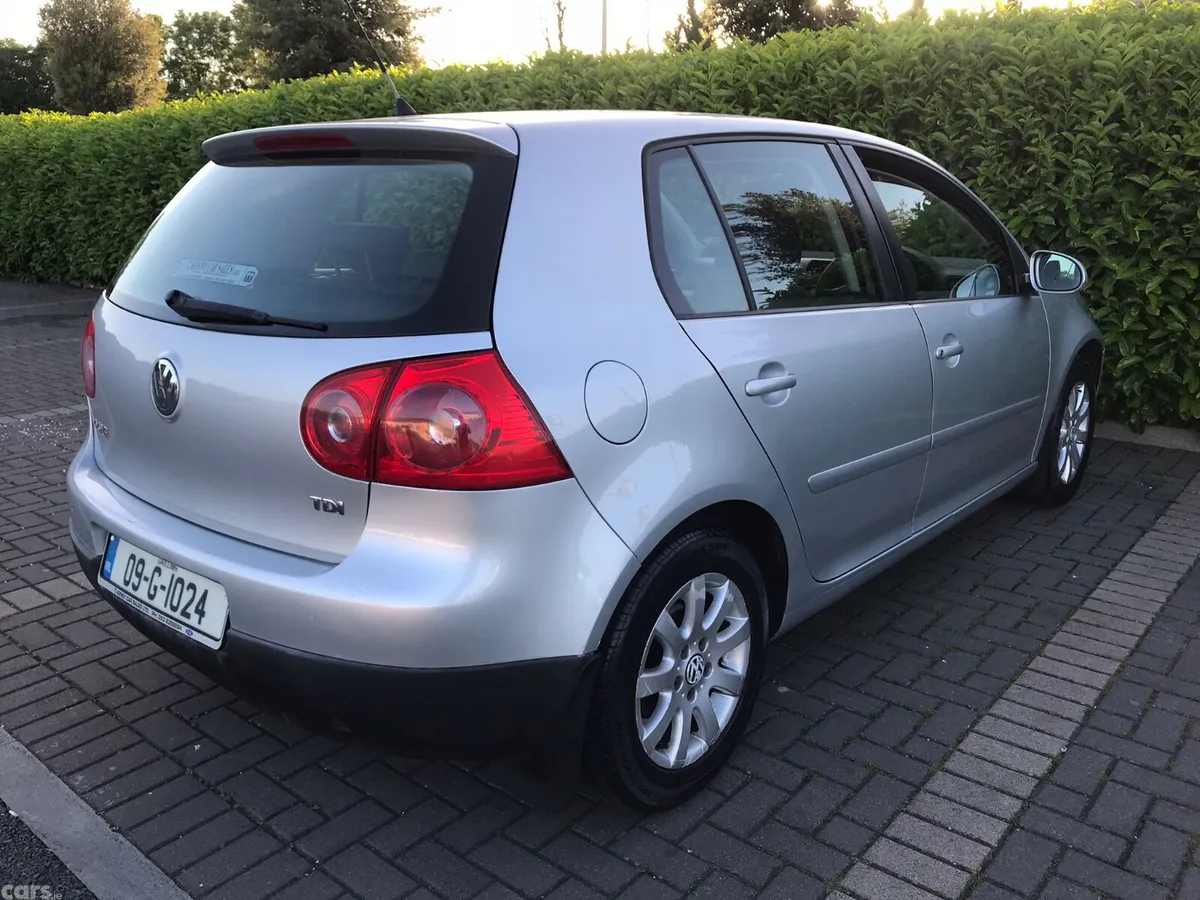 Volkswagen Golf Hatchback, Diesel, 2009, Silver