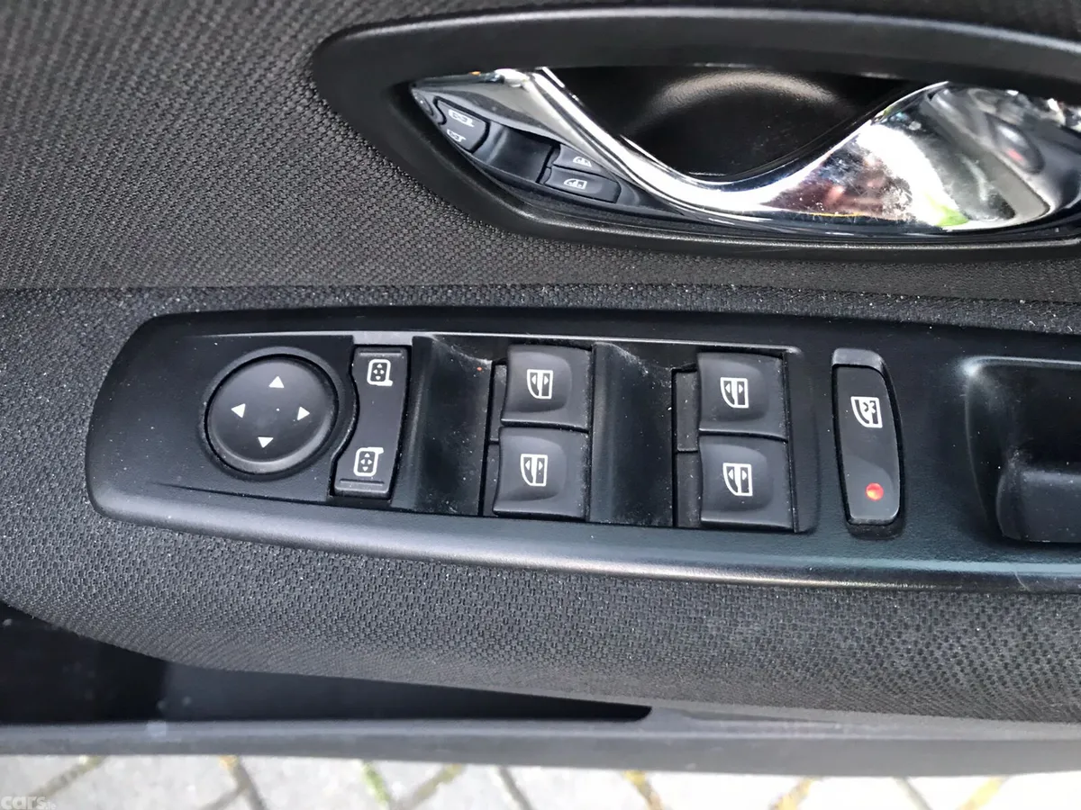 Renault Fluence Saloon, Diesel, 2016, Black