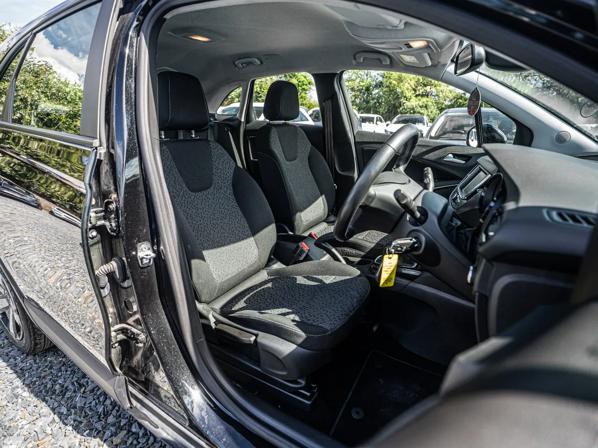 Opel Crossland X SUV, Petrol, 2023, Black