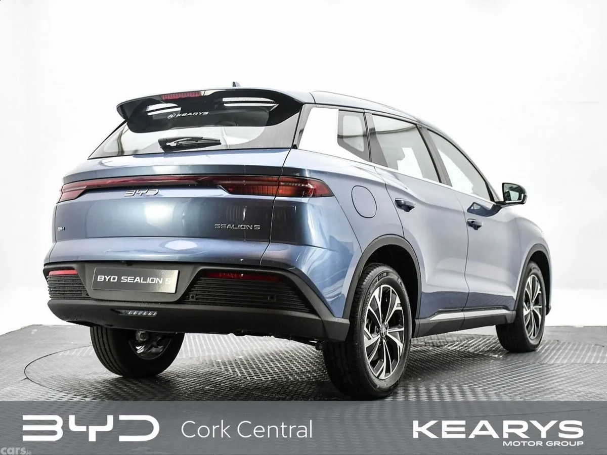 BYD SEALION 5 SUV, Petrol Plug-in Hybrid, 2027, Blue