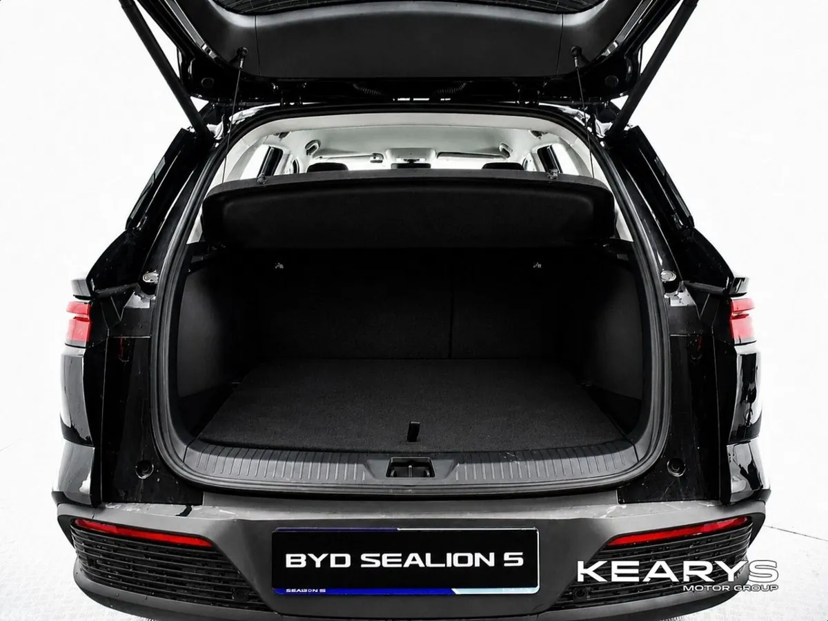 BYD SEALION 5 SUV, Petrol Plug-in Hybrid, 2027, Black