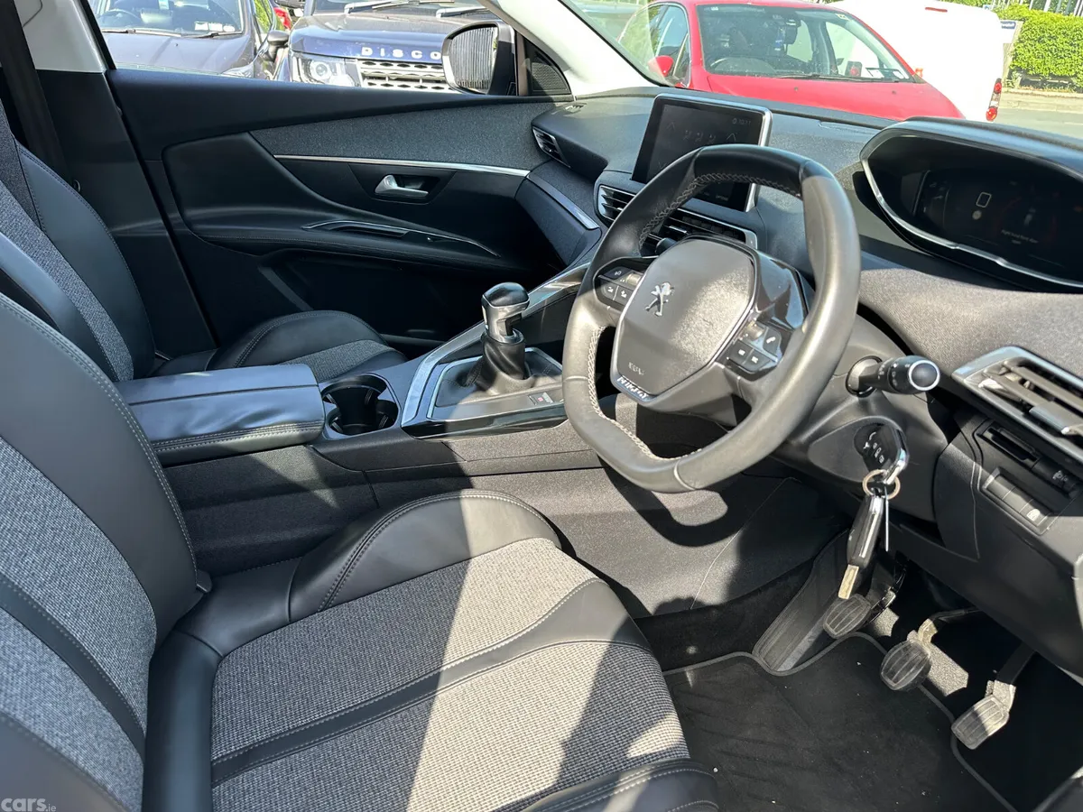 Peugeot 3008 SUV, Diesel, 2017, Grey