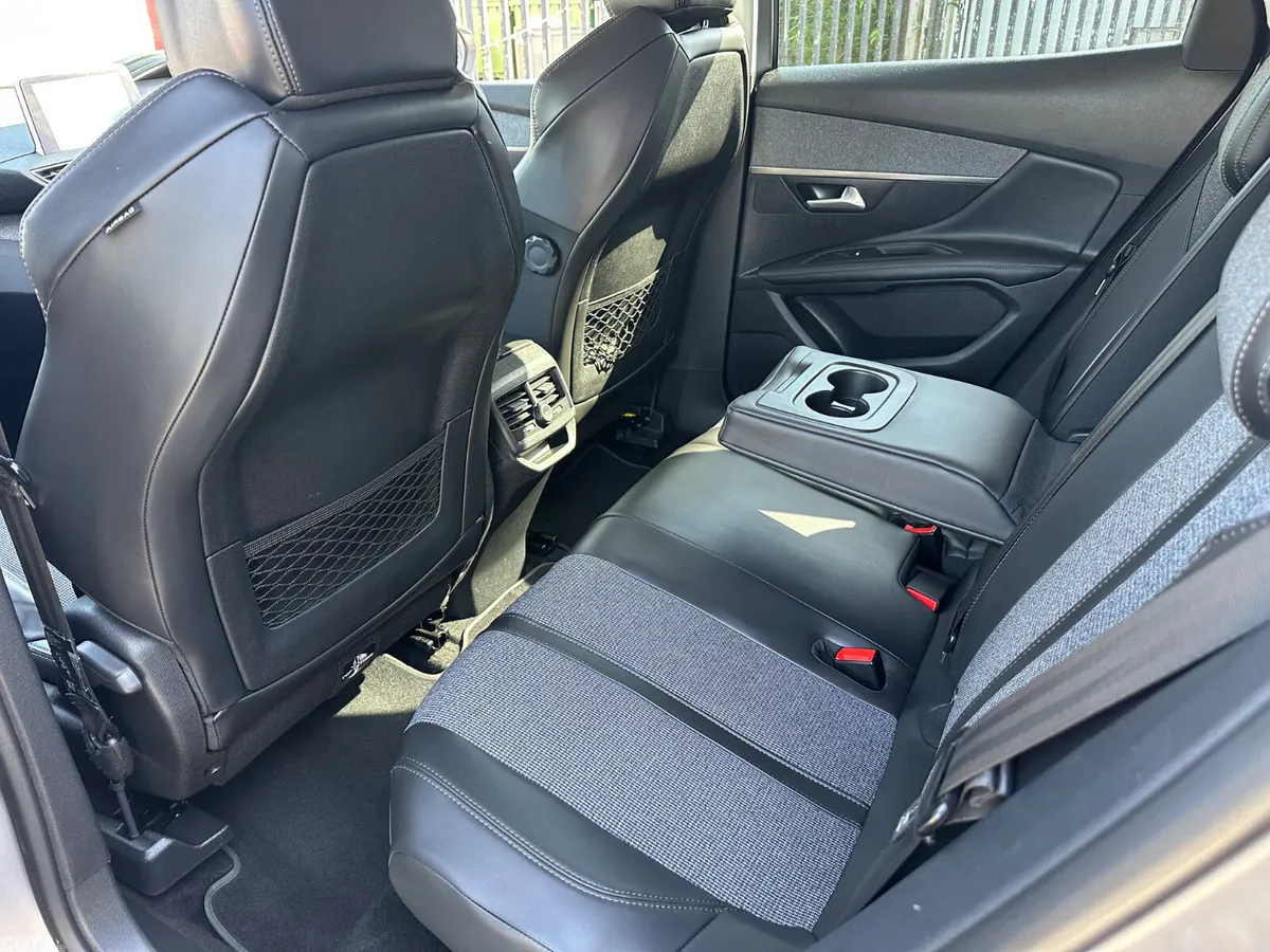 Peugeot 3008 SUV, Diesel, 2017, Grey