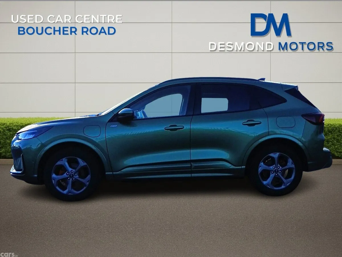 Ford Kuga SUV, Petrol Hybrid, 2025, Green