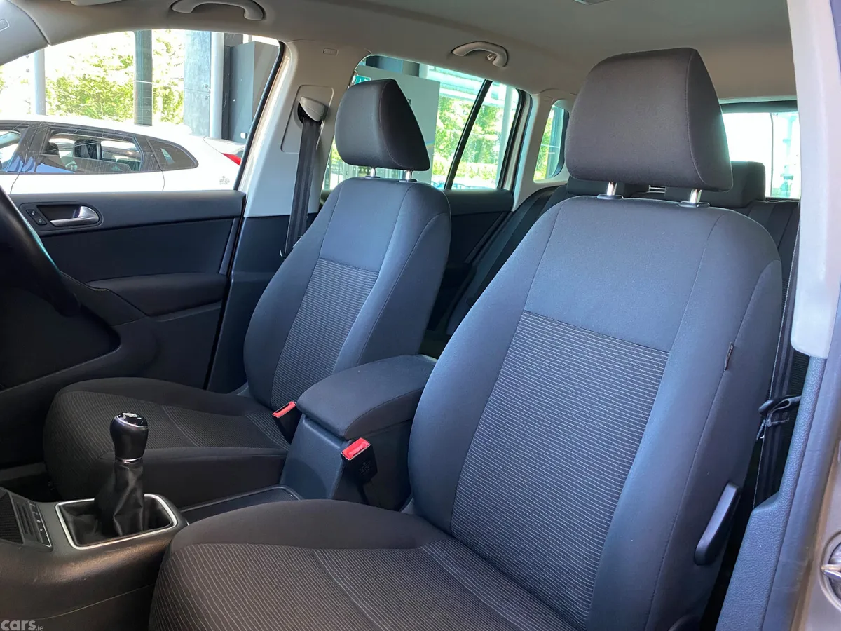Volkswagen Tiguan SUV, Diesel, 2013, Brown