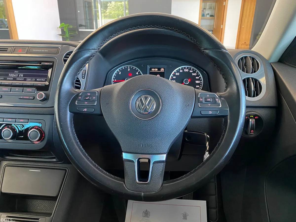 Volkswagen Tiguan SUV, Diesel, 2013, Brown