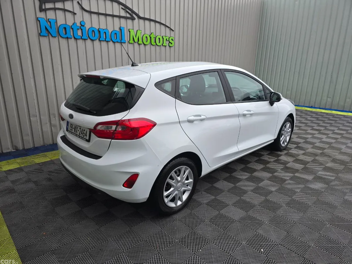 Ford Fiesta Hatchback, Petrol, 2019, White