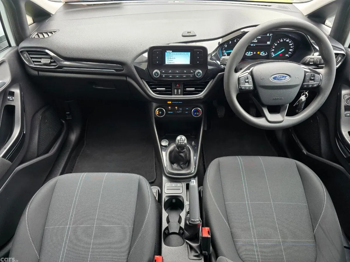 Ford Fiesta Hatchback, Petrol, 2019, White