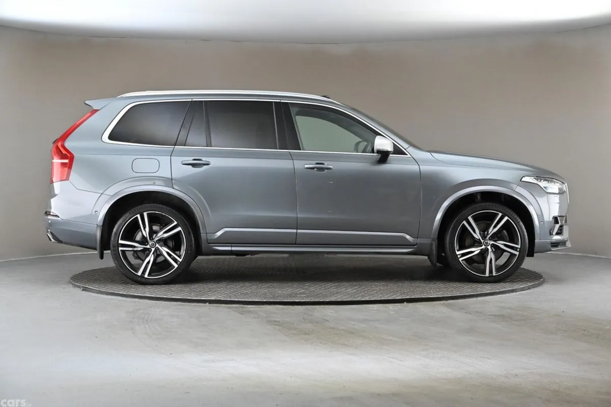 Volvo XC90 SUV, Petrol Plug-in Hybrid, 2017, Grey