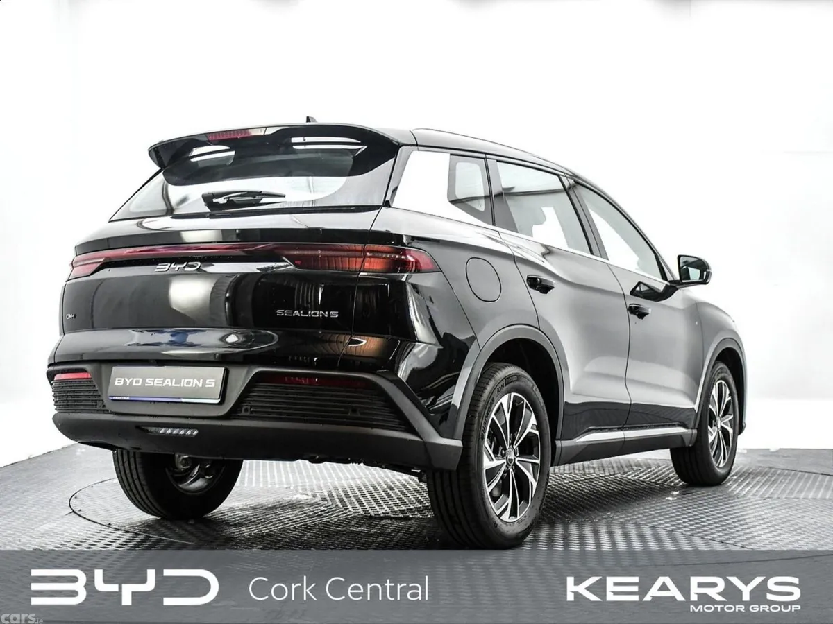 BYD SEALION 5 SUV, Petrol Plug-in Hybrid, 2027, Black