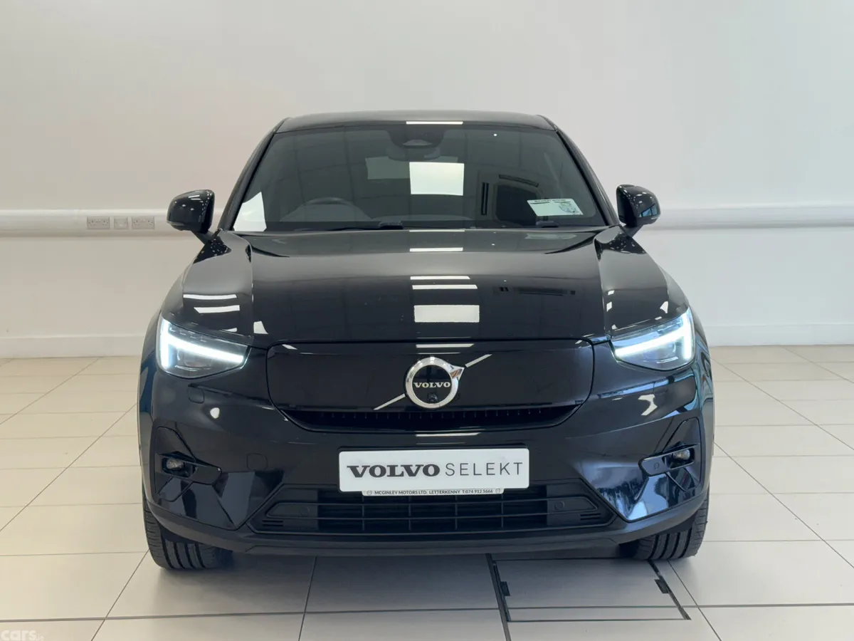 Volvo C40 Estate/Jeep, Electric, 2023, Black