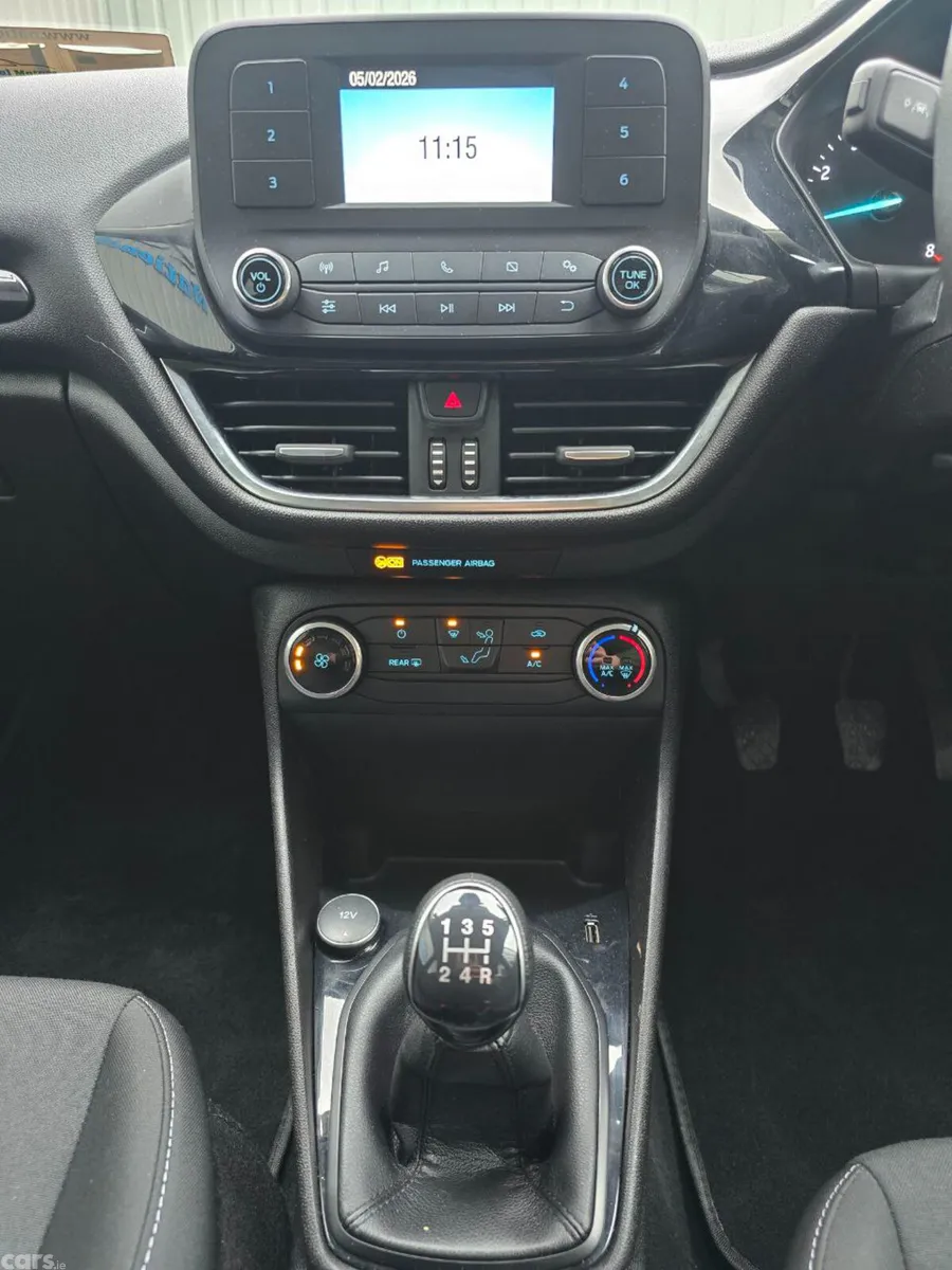 Ford Fiesta Hatchback, Petrol, 2019, White