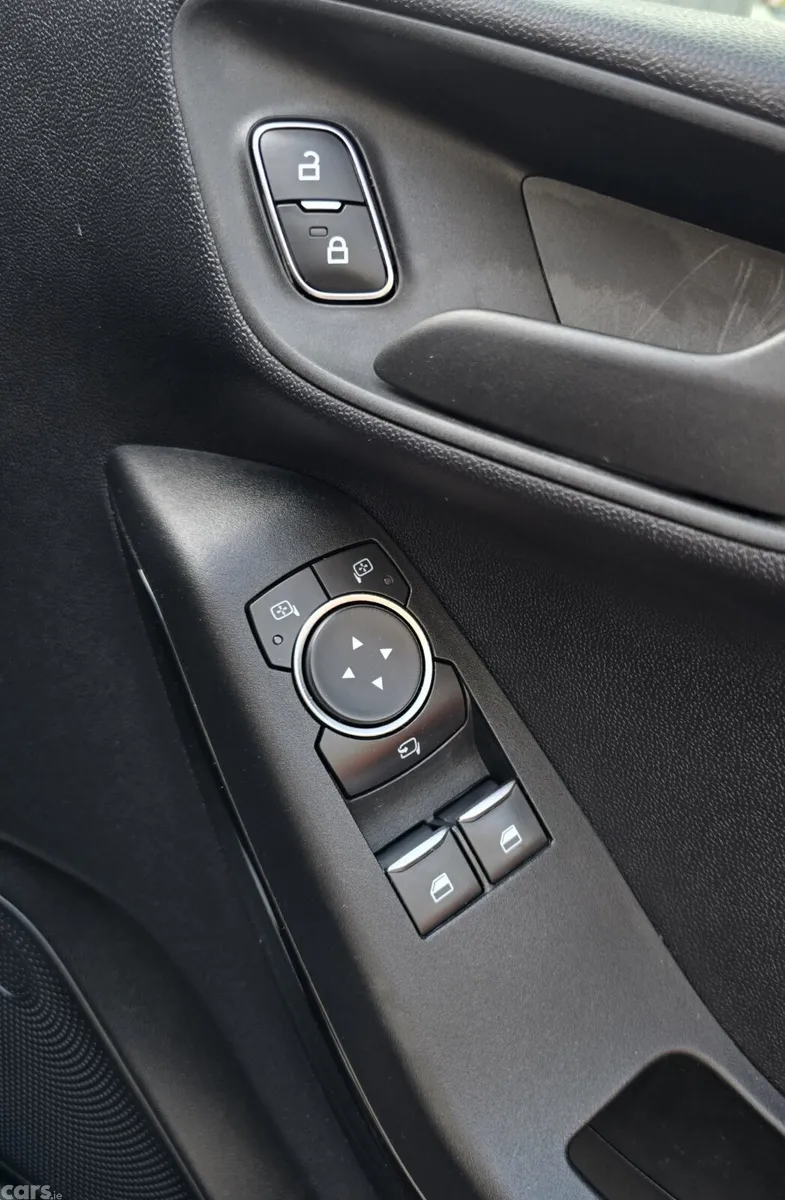 Ford Fiesta Hatchback, Petrol, 2021, Grey