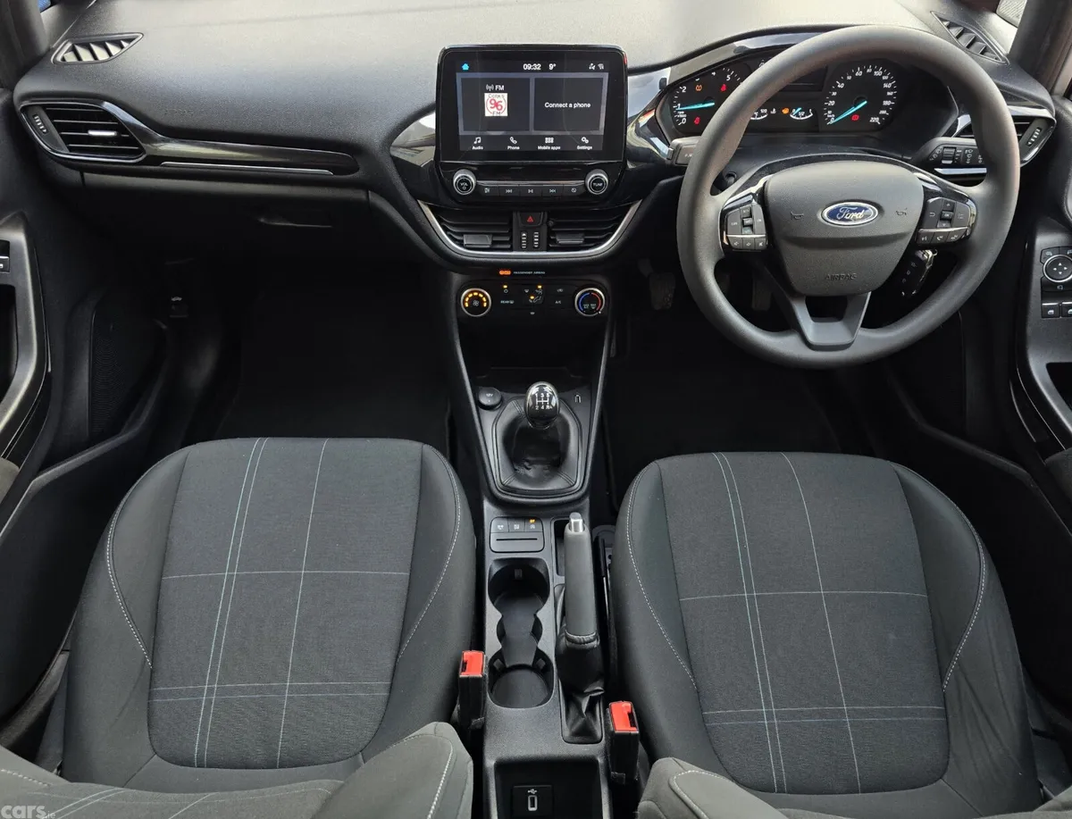Ford Fiesta Hatchback, Petrol, 2021, Grey