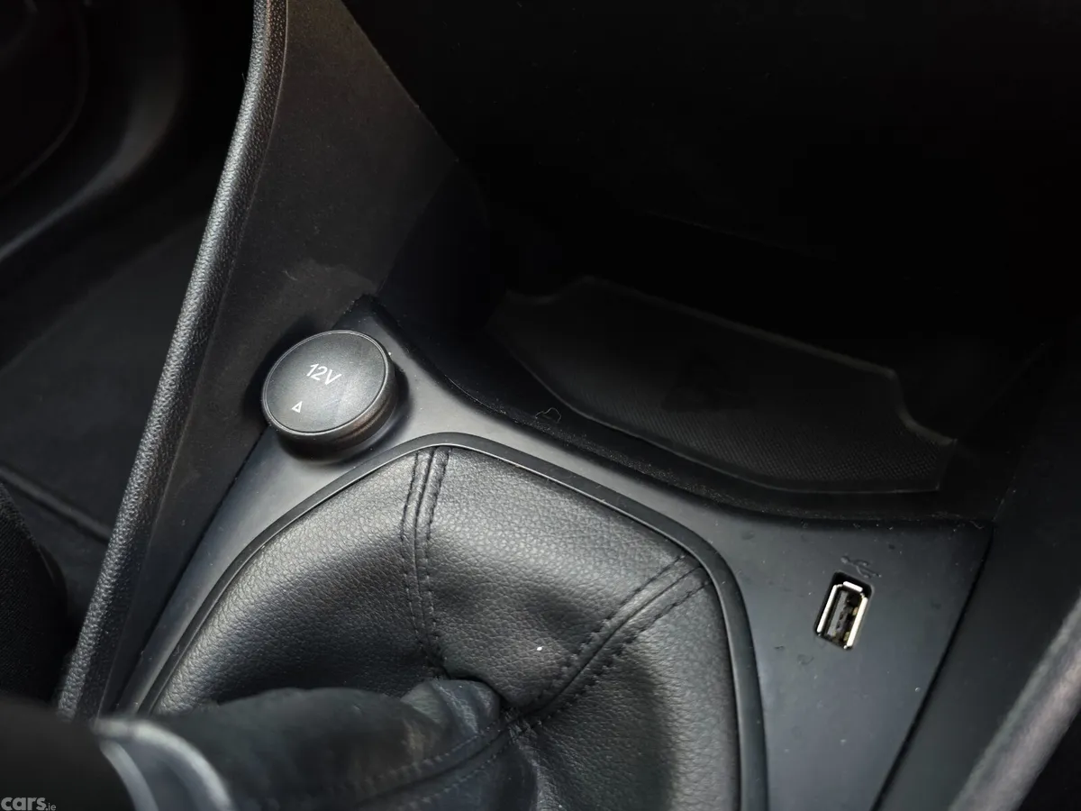 Ford Fiesta Hatchback, Petrol, 2021, Grey
