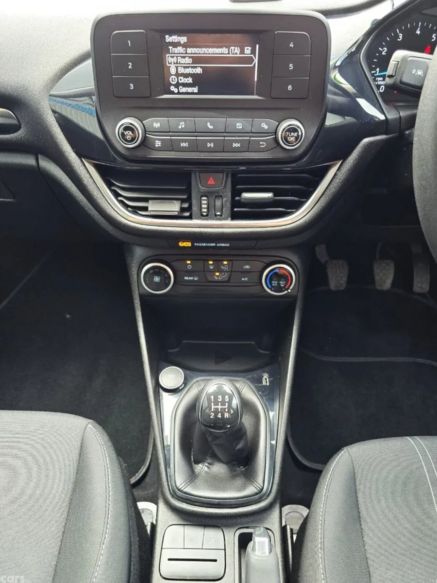 Ford Fiesta Hatchback, Petrol, 2019, Blue