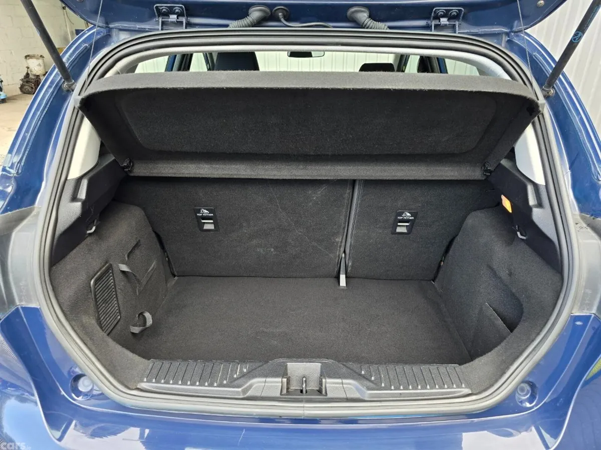 Ford Fiesta Hatchback, Petrol, 2019, Blue