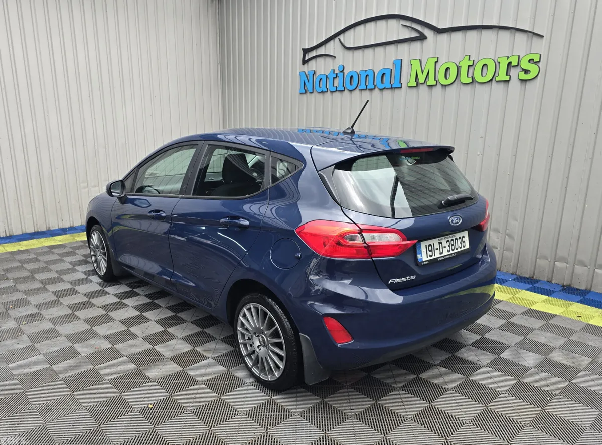Ford Fiesta Hatchback, Petrol, 2019, Blue