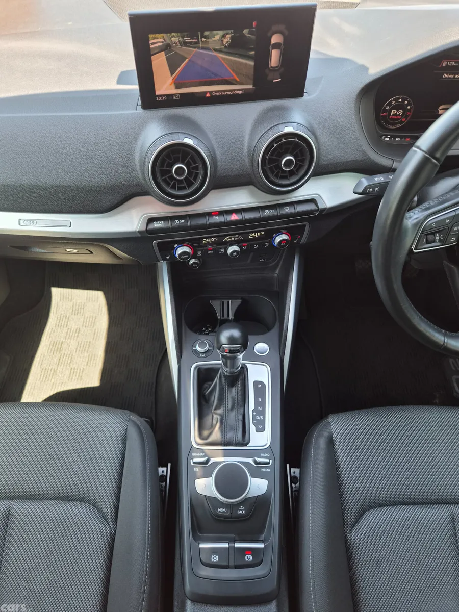 Audi Q2 SUV, Petrol, 2017, White