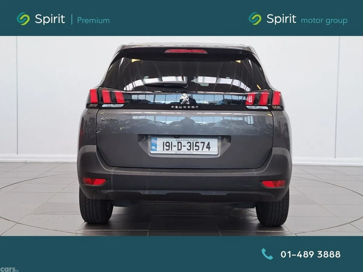 Peugeot 5008 MPV, Petrol, 2019, Grey