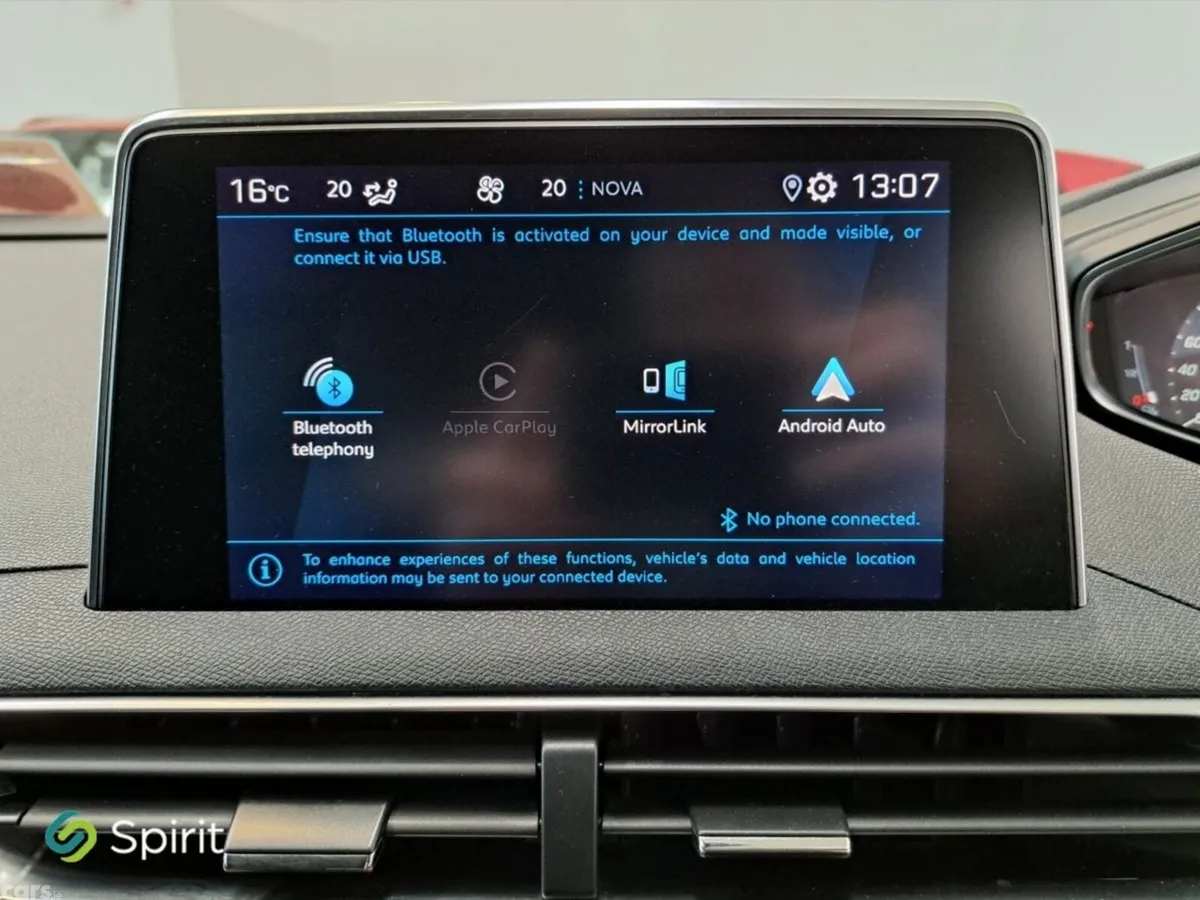 Peugeot 5008 MPV, Petrol, 2019, Grey