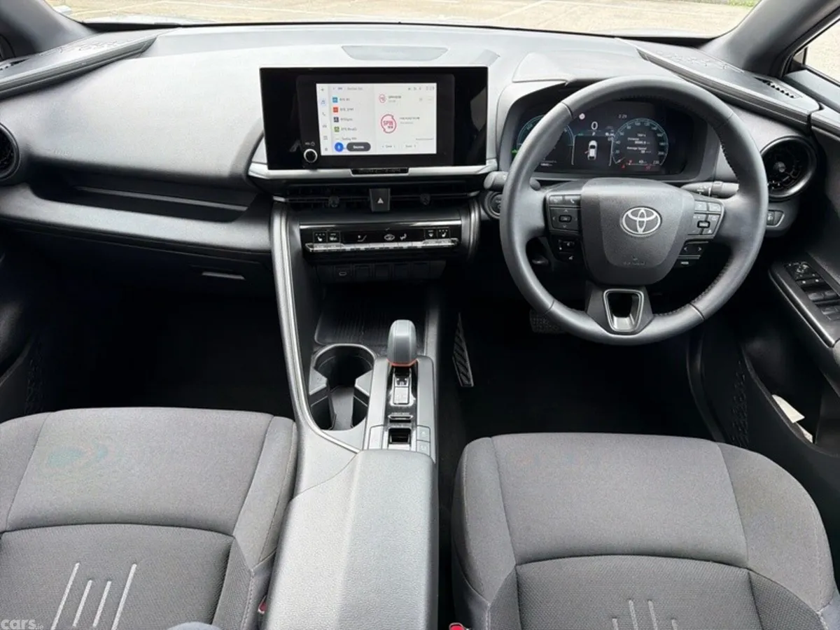 Toyota C-HR SUV, Petrol Hybrid, 2025, Silver