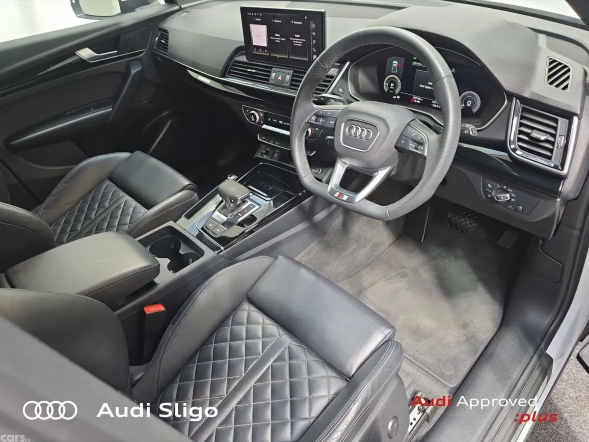 Audi Q5 SUV, Petrol Plug-in Hybrid, 2024, White