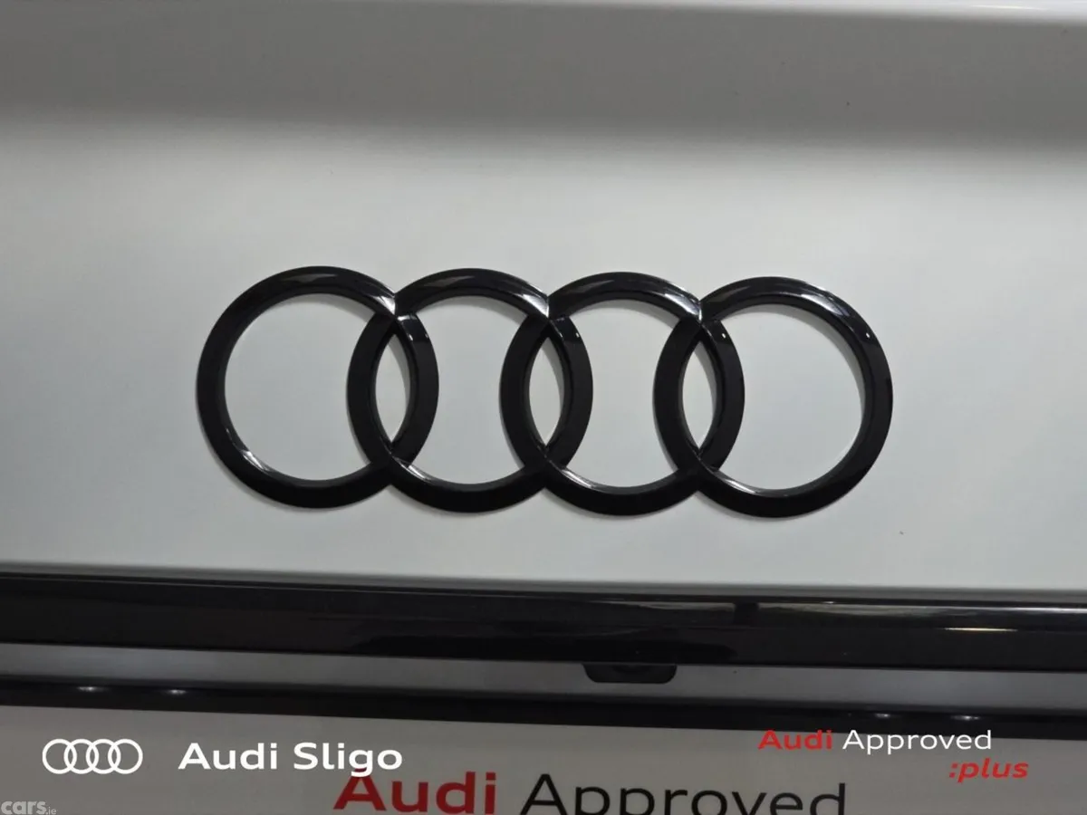 Audi Q5 SUV, Petrol Plug-in Hybrid, 2024, White