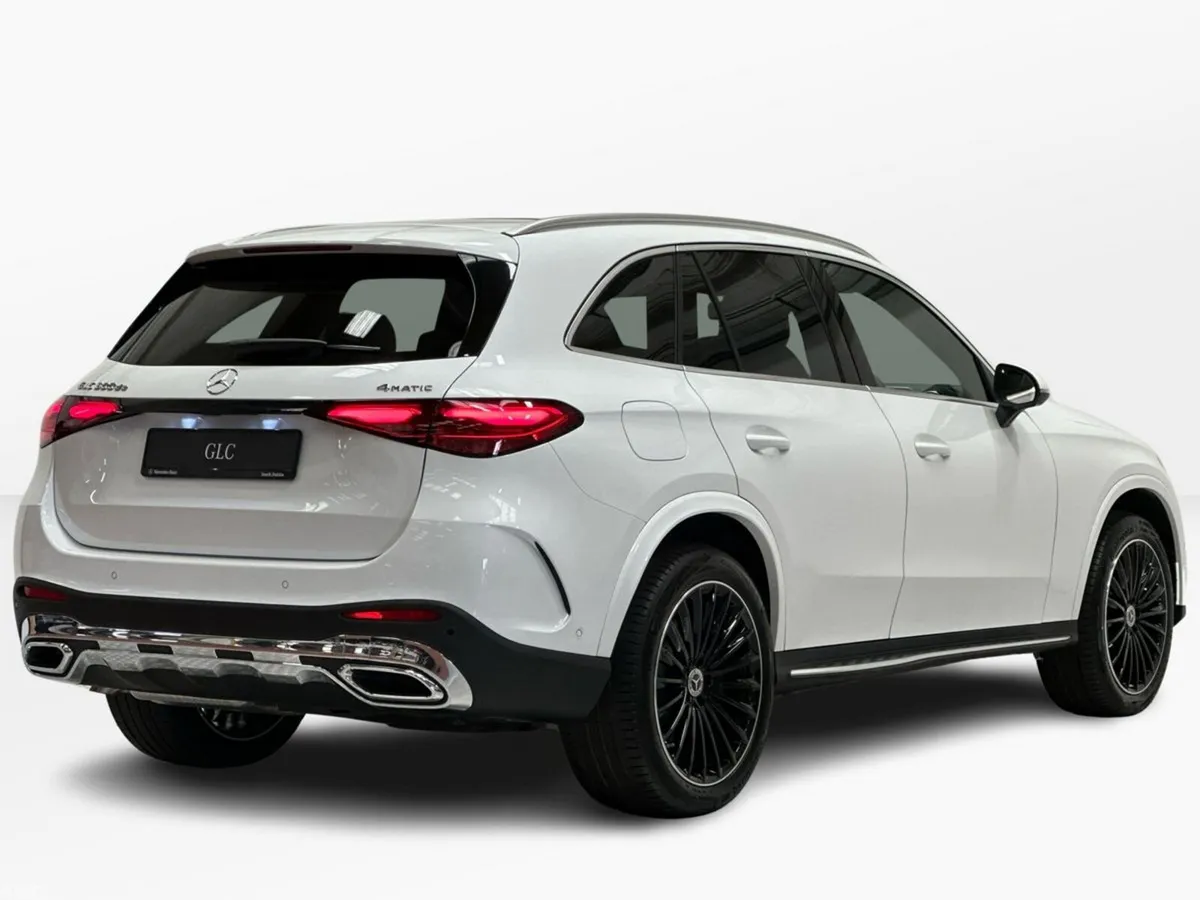 Mercedes-Benz GLC SUV, Diesel Plug-in Hybrid, 2026, White