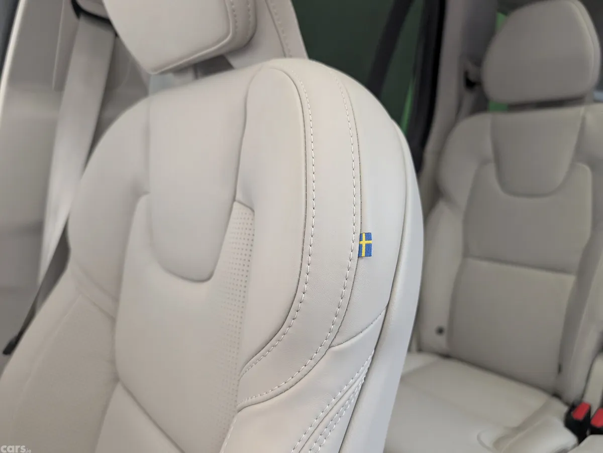 Volvo XC90 SUV, Petrol Plug-in Hybrid, 2026, Grey