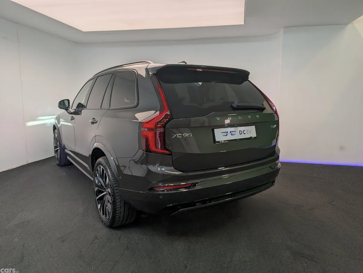 Volvo XC90 SUV, Petrol Plug-in Hybrid, 2026, Grey
