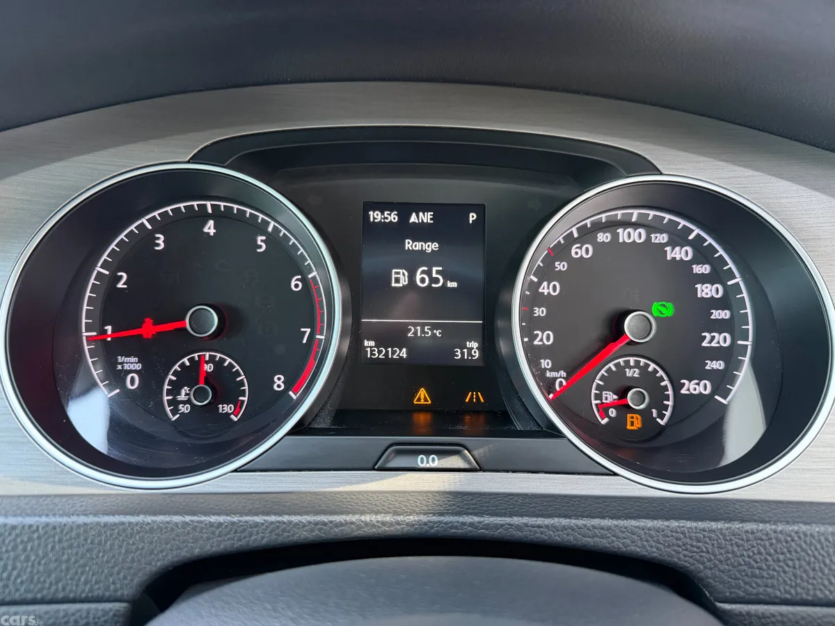Volkswagen Golf Estate, Petrol, 2017, Silver