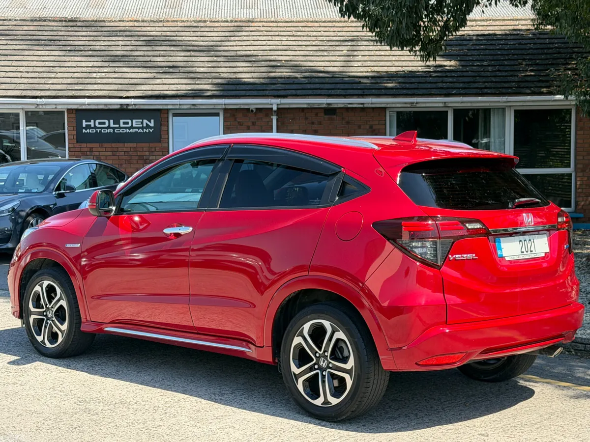 Honda Vezel SUV, Petrol Hybrid, 2021, Red
