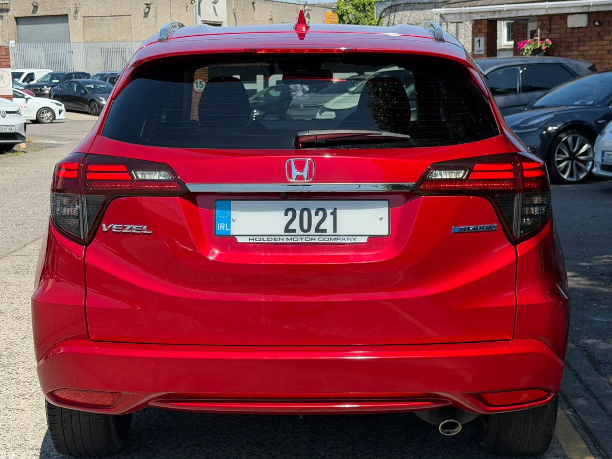 Honda Vezel SUV, Petrol Hybrid, 2021, Red