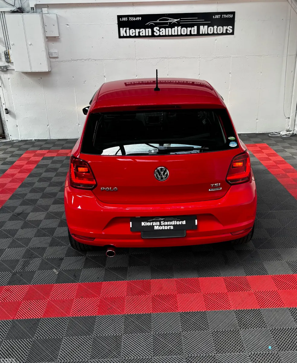 Volkswagen Polo Hatchback, Petrol, 2016, Red